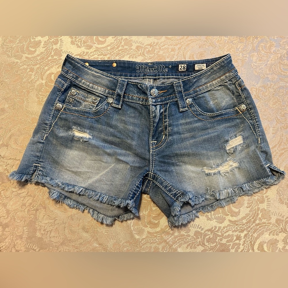 Miss Me Jean Shorts with Crystal & metal studs Distressed shorts size 28